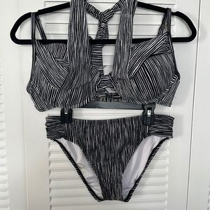 La Blanca 2 piece swimsuit